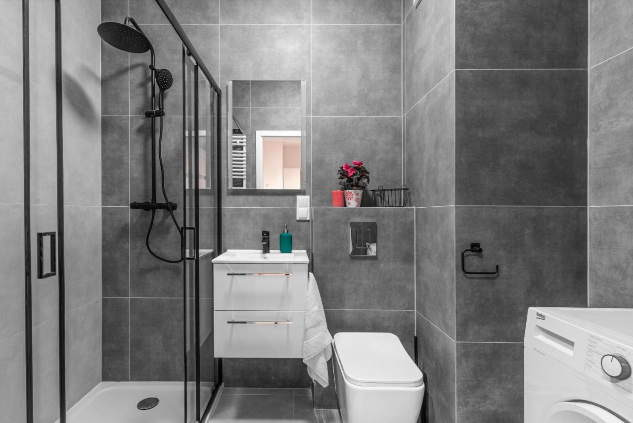 Apartamenty Homely Place Centrum - Stary Rynek - Parking Poznan Dış mekan fotoğraf