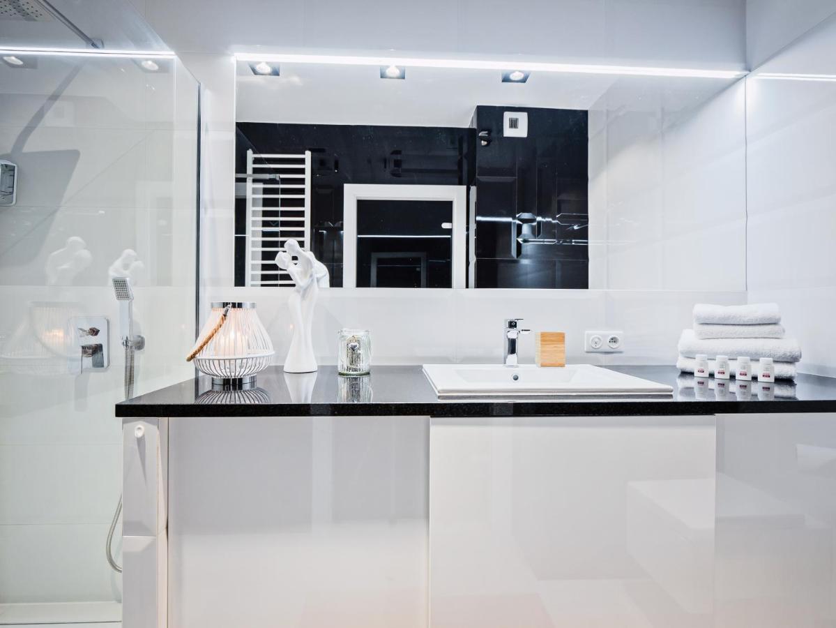 Apartamenty Homely Place Centrum - Stary Rynek - Parking Poznan Dış mekan fotoğraf